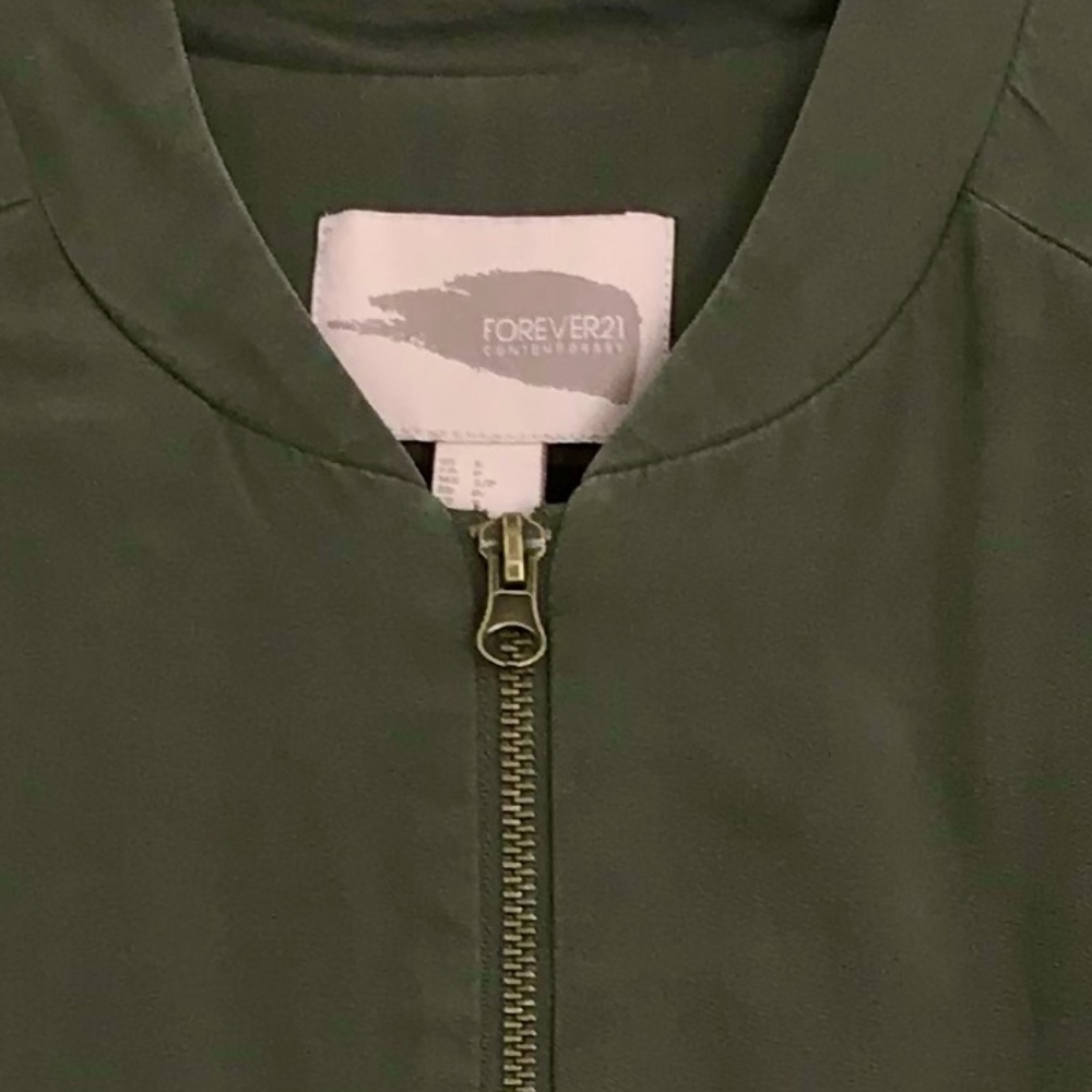 Forever 21 Army Green Bomber Jacket - Size S - Picture 3 of 4